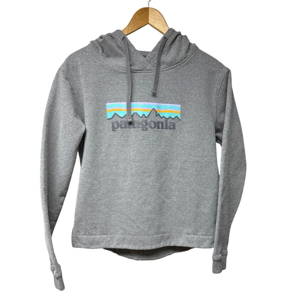 Patagonia Women's Size Small Pastel P-6 Logo Gray Uprisal Hoodie Gorpcore Active